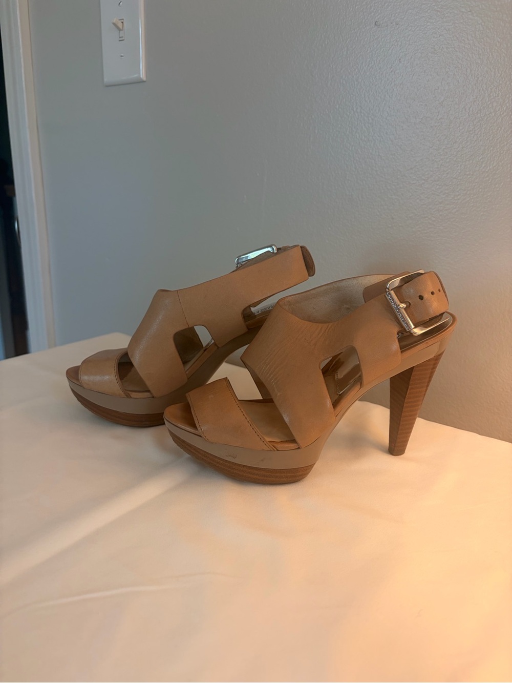 Michael Kors Tan Cutout Leather Platform Heels with Buckle